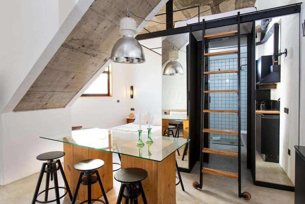 Beautiful Stylish Next To Downtown B-crrb Apartamento